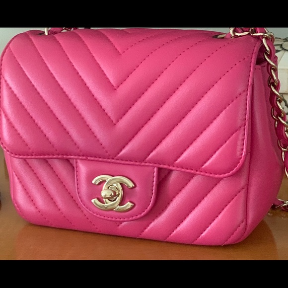 SOLD 😊 Chanel Square Mini Bag - Dark Pink 💕 - Picture 2 of 12